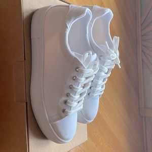 ASOS Design Day Time Chunky flat form lace up